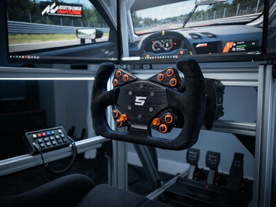 SimRaceShop Lenkrad in Setup verbaut