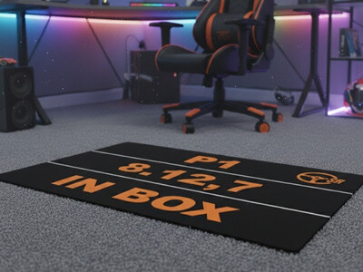 SimRacing Matte vor Stuhl in Gaming Raum