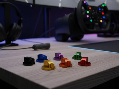 SimRacing Wheel Buttons auf Tisch