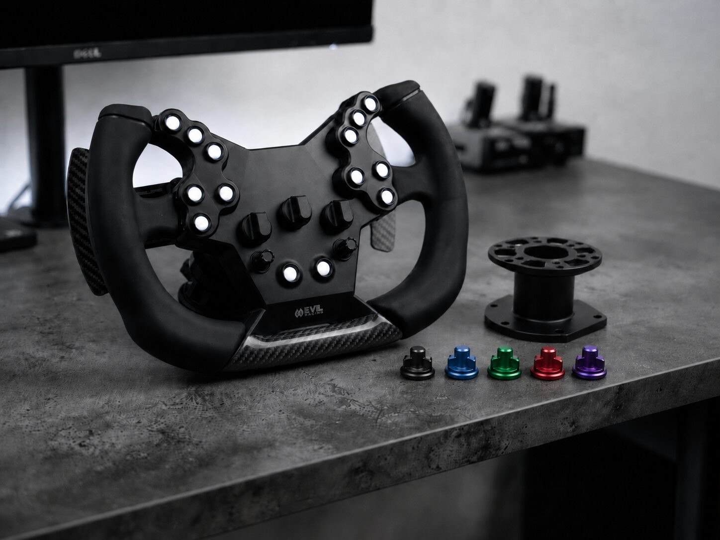 Zusatzteile für Evil Racing Lenkrad auf Tisch