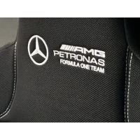 Sim-Lab Mercedes-AMG PETRONAS Sim Racing Cockpit mit Sitz